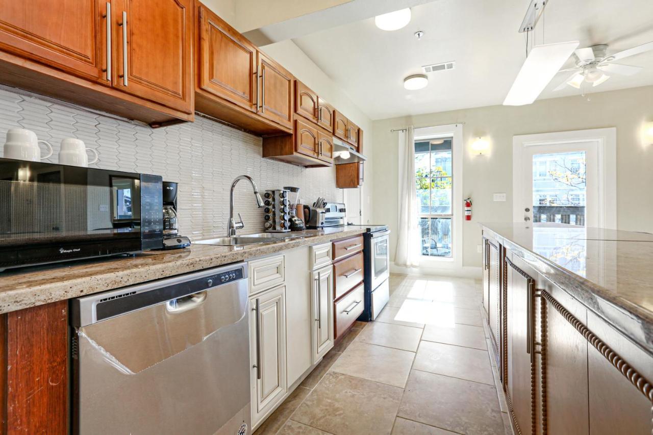 Fully-Furnished 4Br Condo Near Fq Nueva Orleans Exterior foto